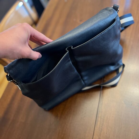 Coach Men's Leather Messenger Bag - Picture 5 of 10